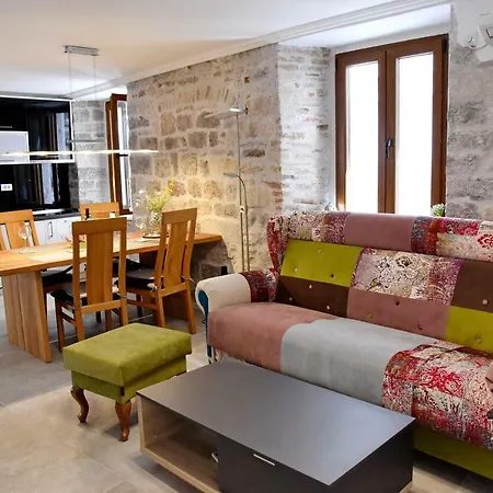 קוטור Lana & Ena Apartments מראה חיצוני תמונה